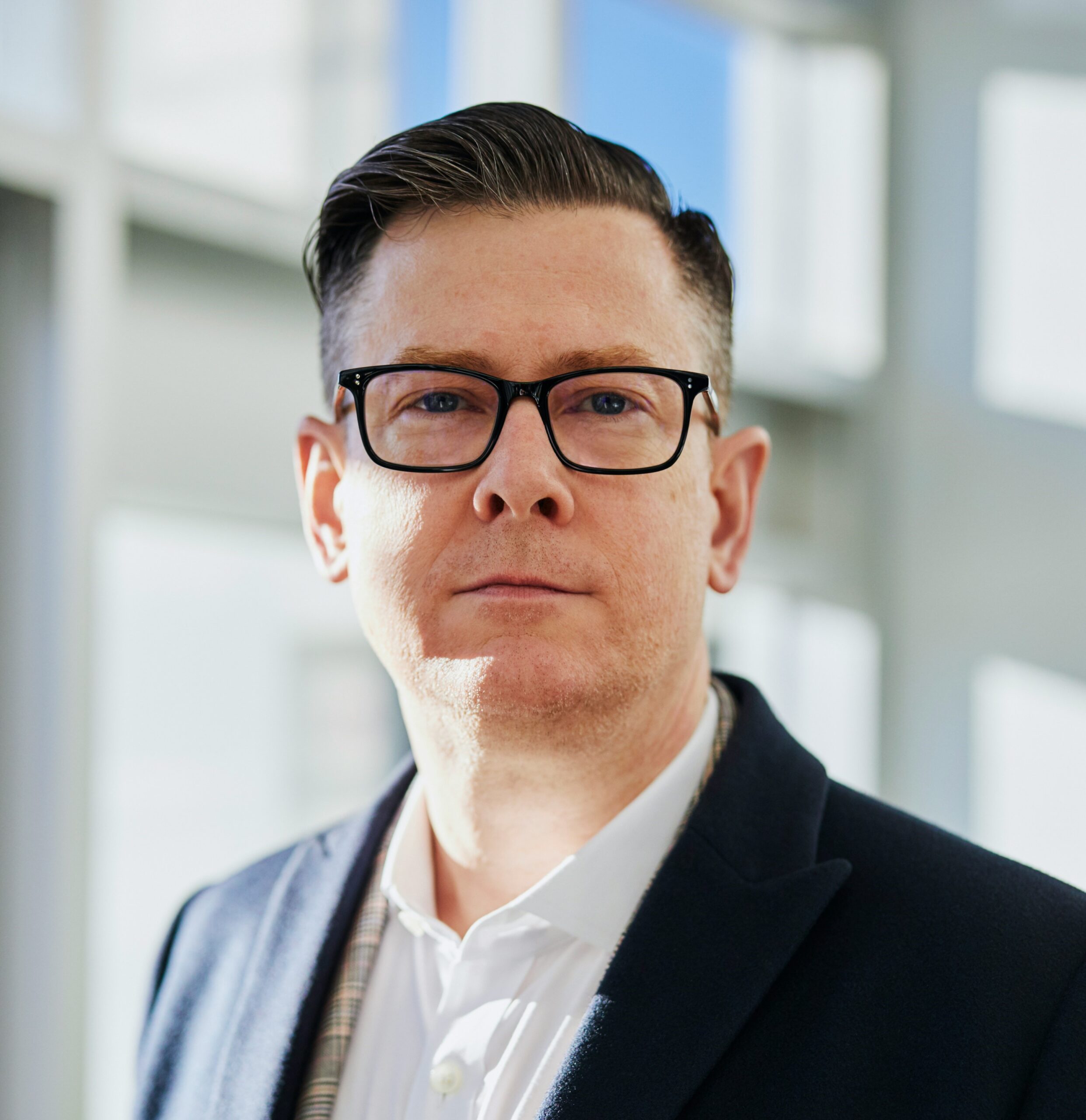 linkedin-sales-solutions-pAtA8xe_iVM-unsplash